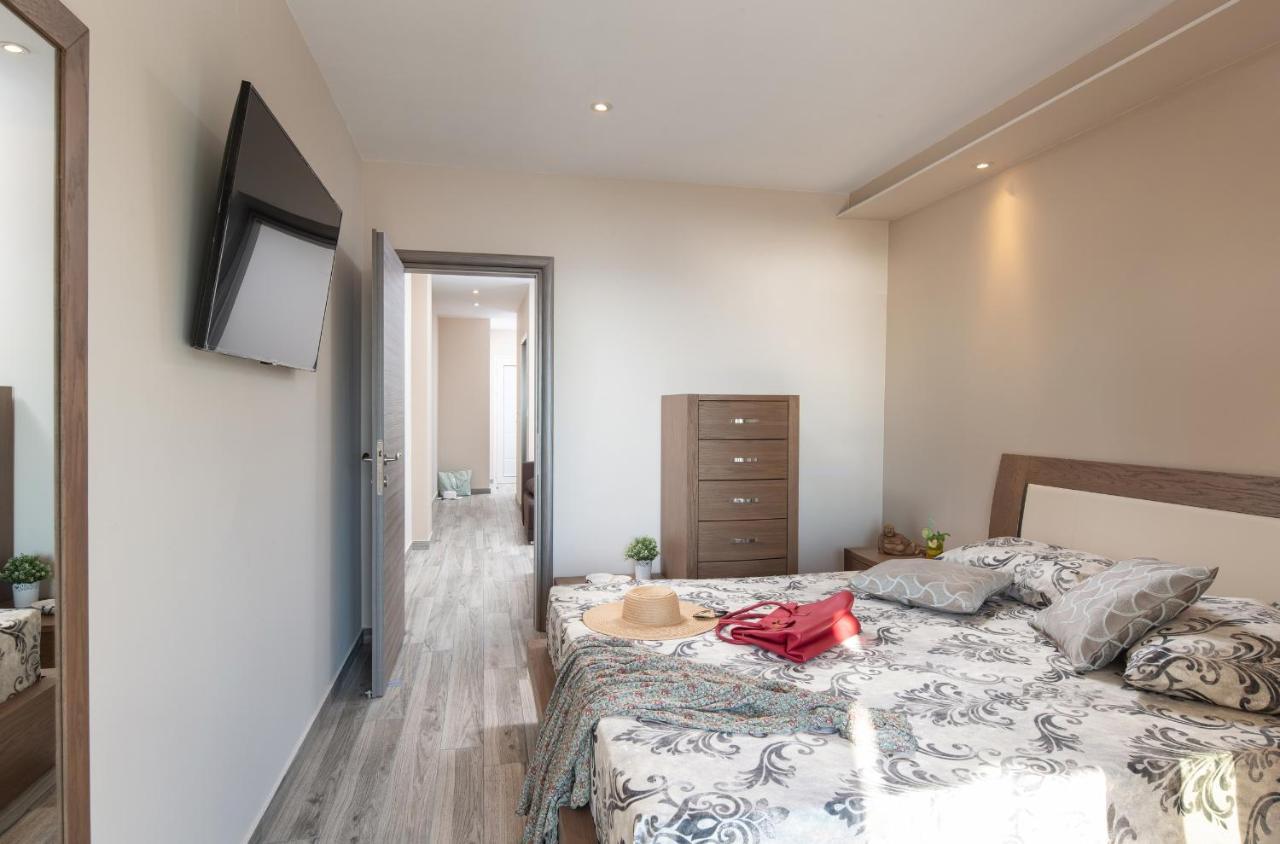 Sunset Studios - Suites With Seaview & Back Side Apartements Торони Экстерьер фото
