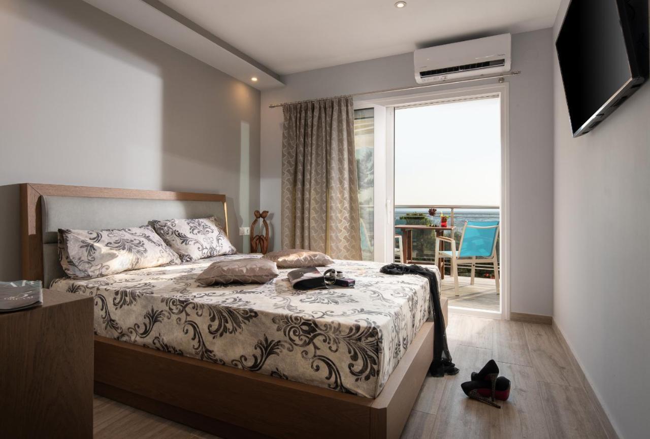 Sunset Studios - Suites With Seaview & Back Side Apartements Торони Экстерьер фото