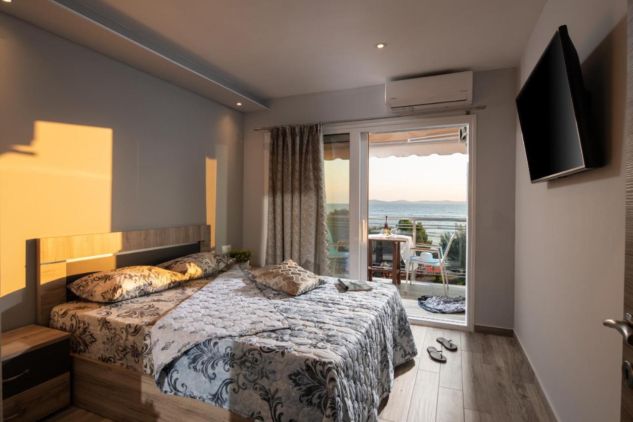 Sunset Studios - Suites With Seaview & Back Side Apartements Торони Экстерьер фото