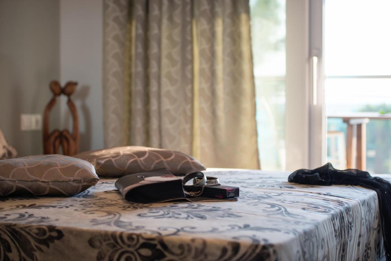 Sunset Studios - Suites With Seaview & Back Side Apartements Торони Экстерьер фото