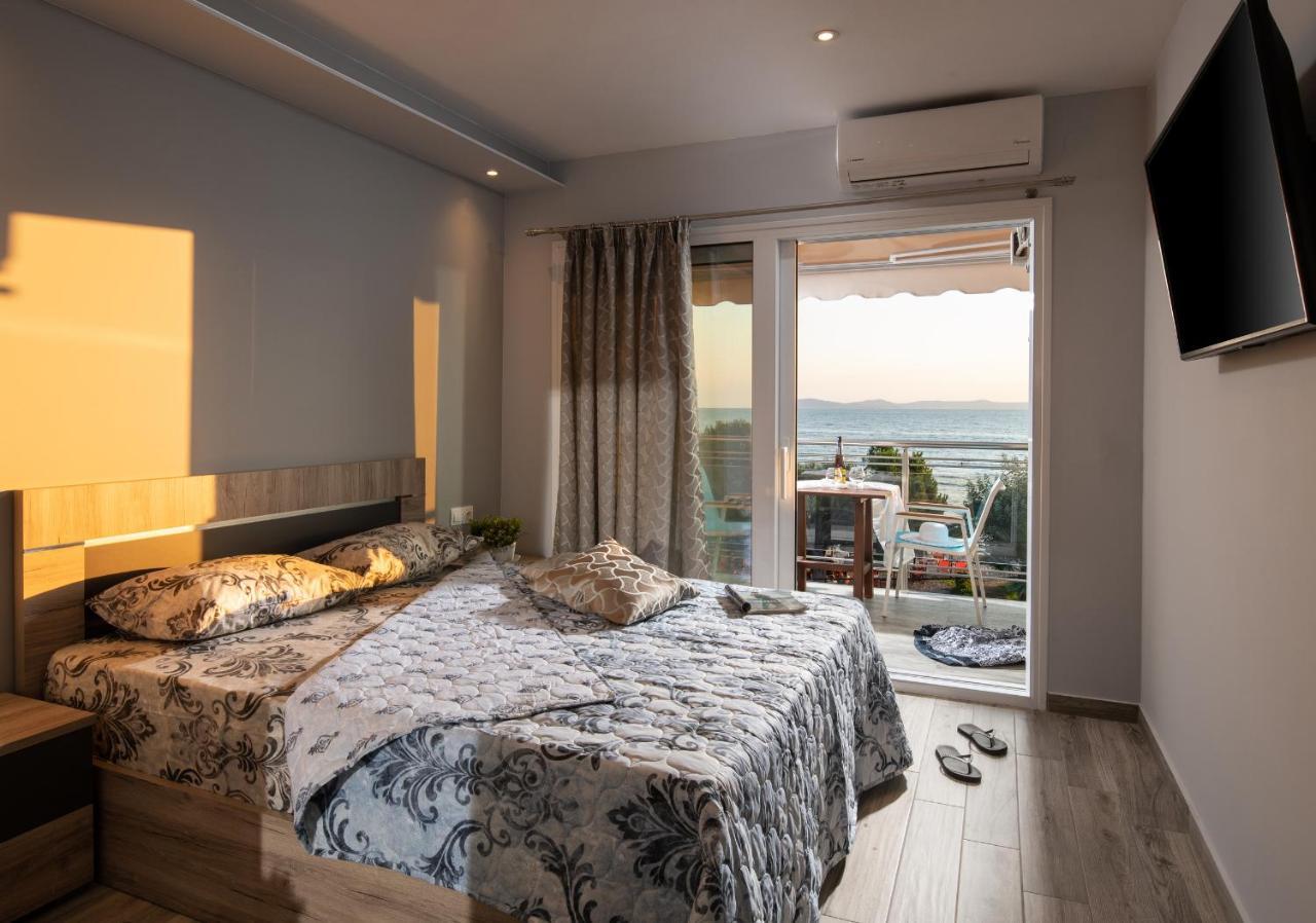 Sunset Studios - Suites With Seaview & Back Side Apartements Торони Экстерьер фото