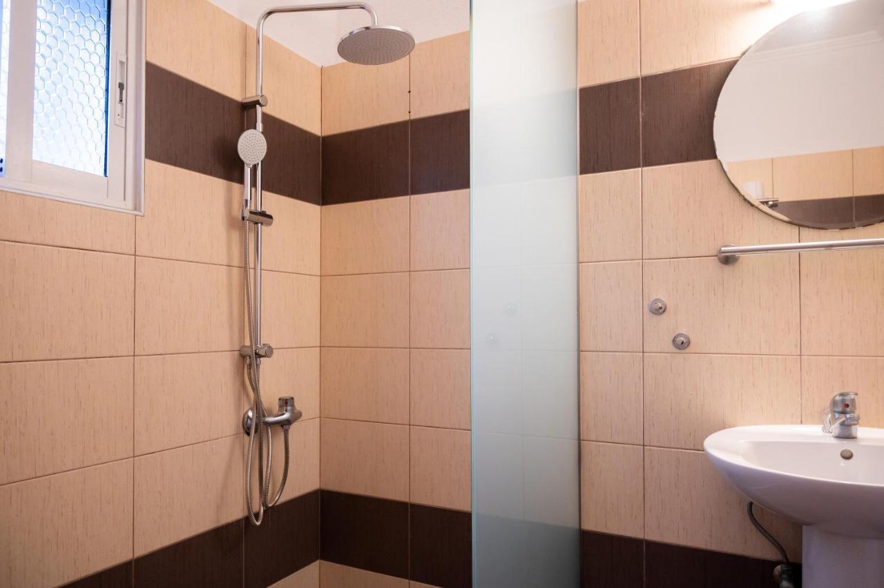 Sunset Studios - Suites With Seaview & Back Side Apartements Торони Экстерьер фото