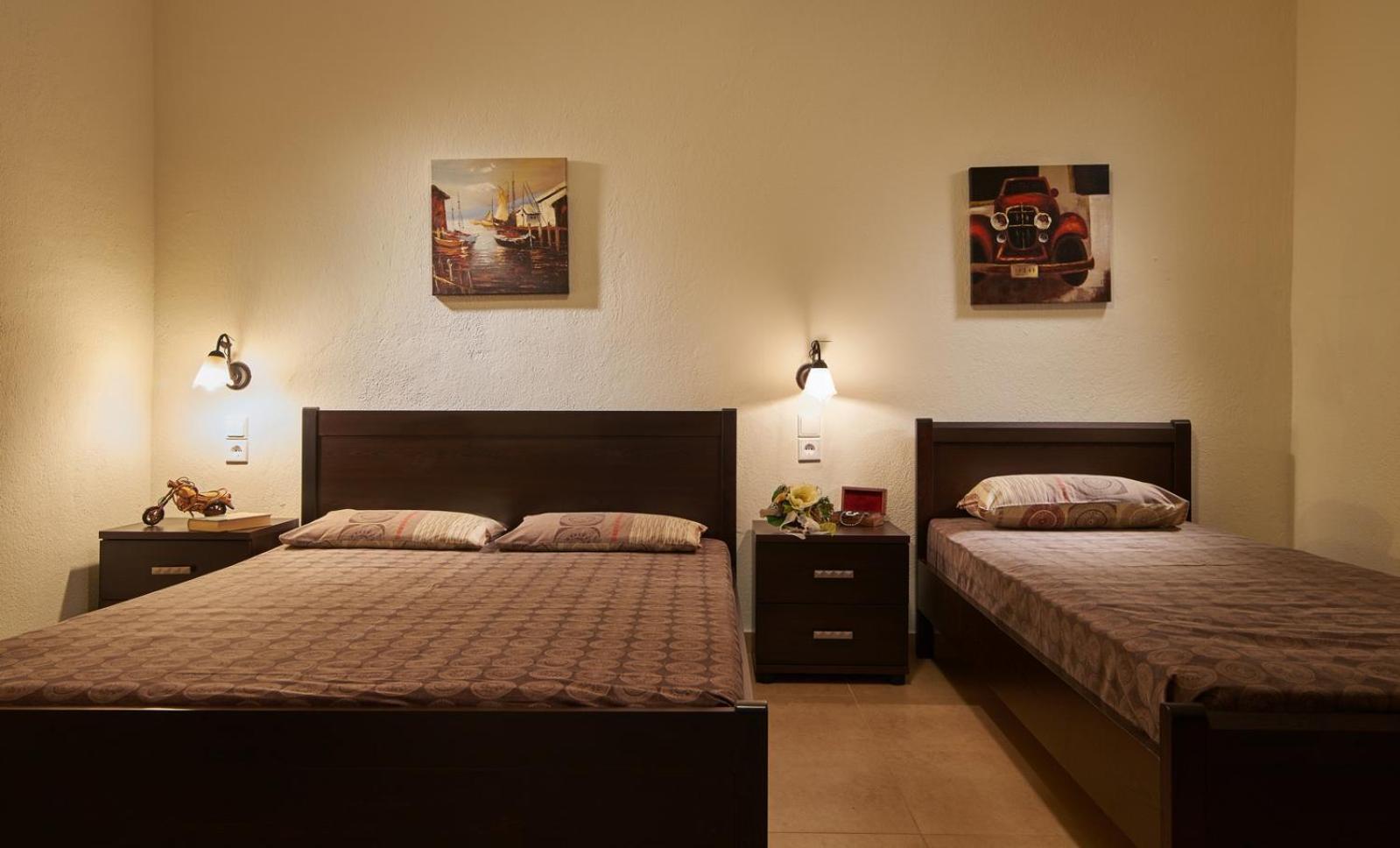Sunset Studios - Suites With Seaview & Back Side Apartements Торони Экстерьер фото