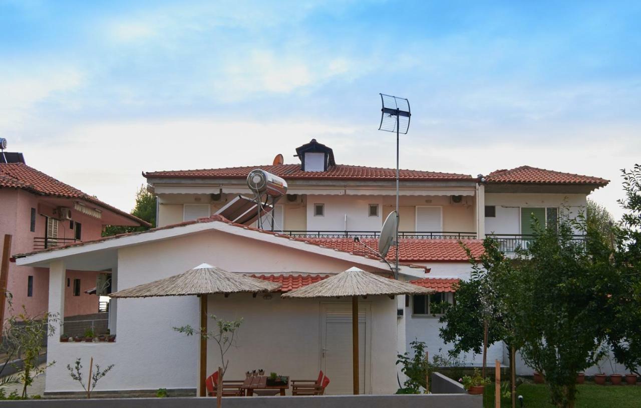 Sunset Studios - Suites With Seaview & Back Side Apartements Торони Экстерьер фото