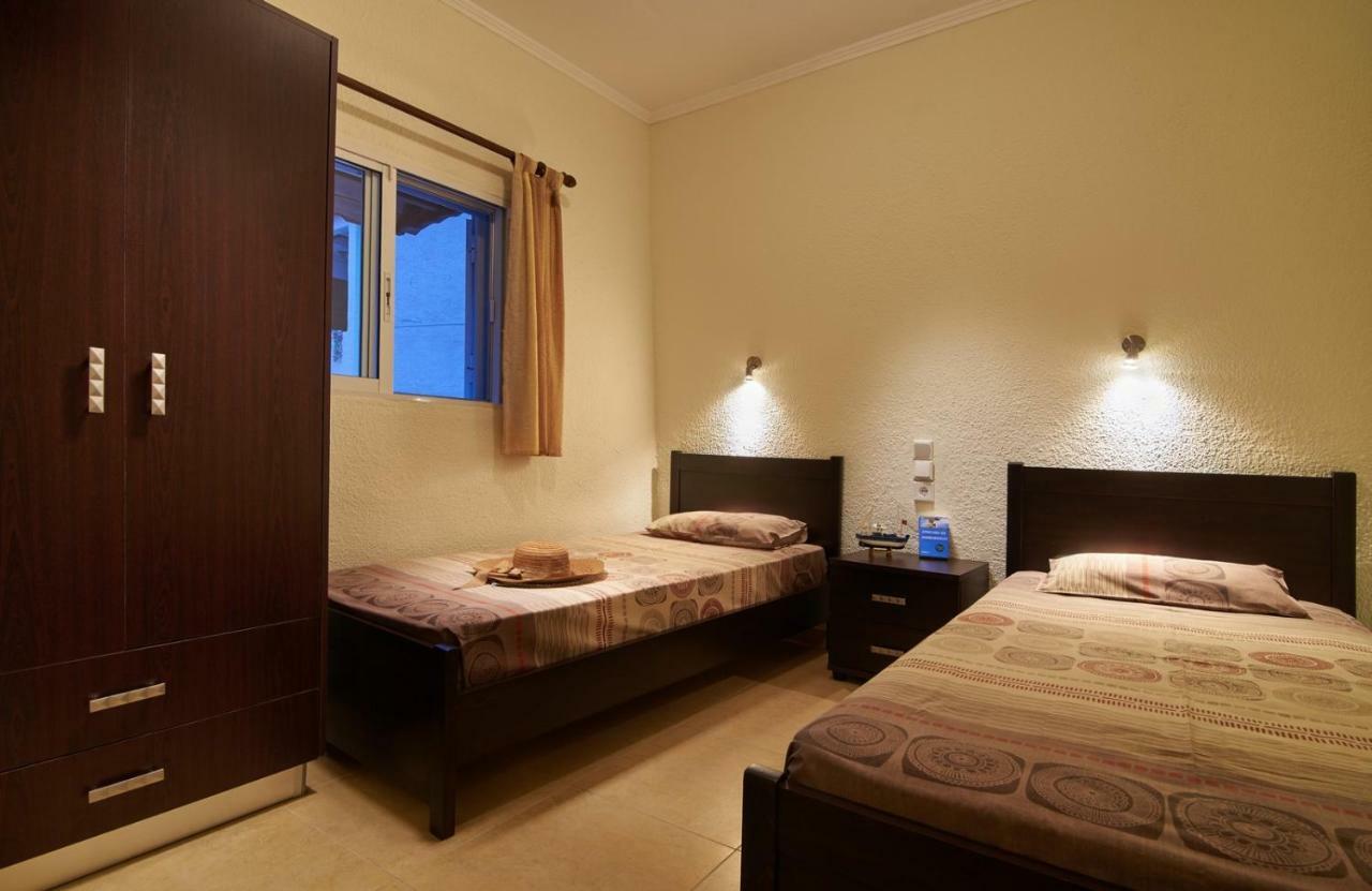 Sunset Studios - Suites With Seaview & Back Side Apartements Торони Экстерьер фото