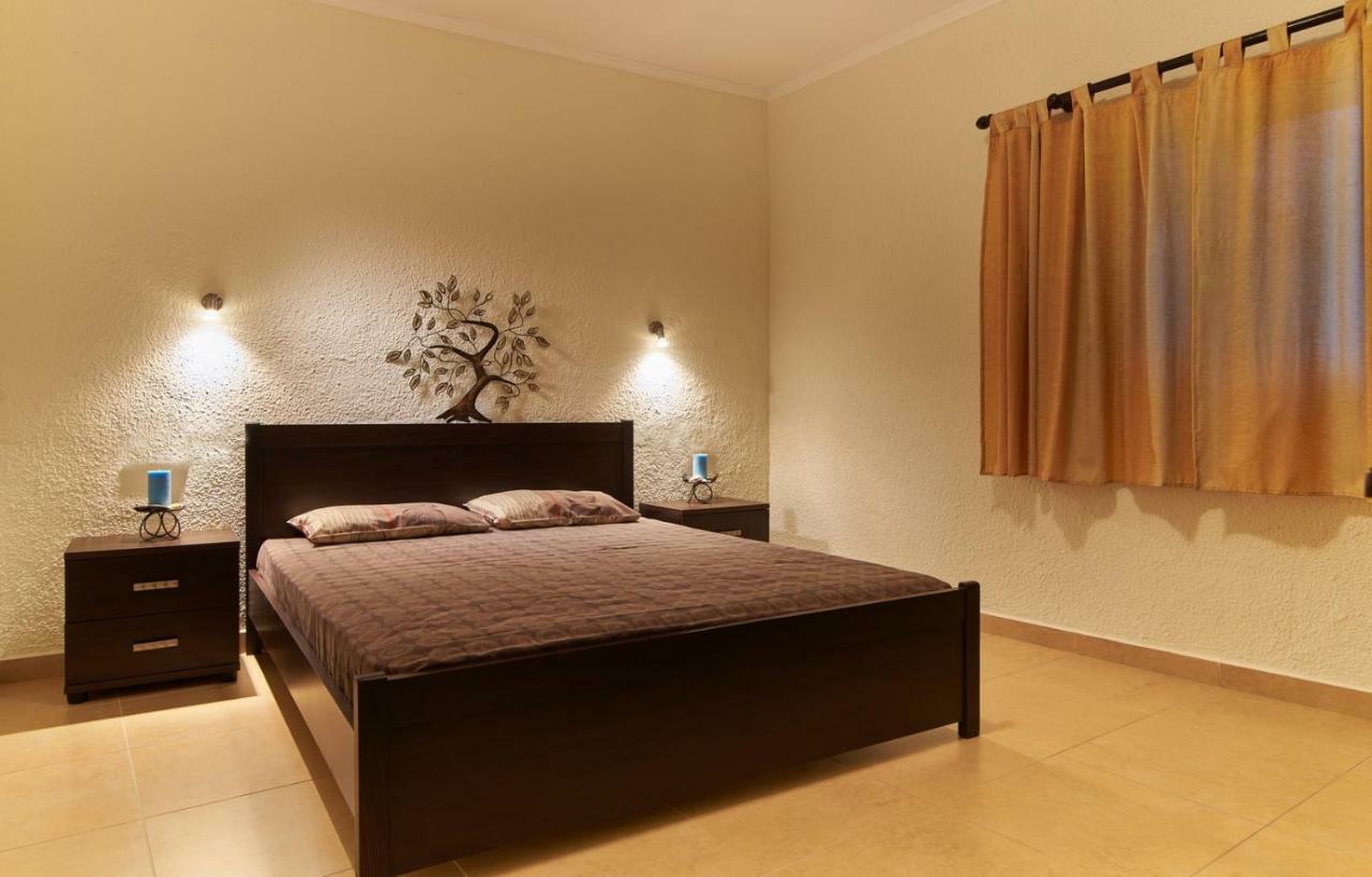 Sunset Studios - Suites With Seaview & Back Side Apartements Торони Экстерьер фото